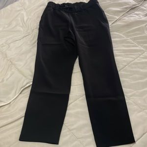 Lululemon BLACK capris - ON THE FLY 7/8 pant woven